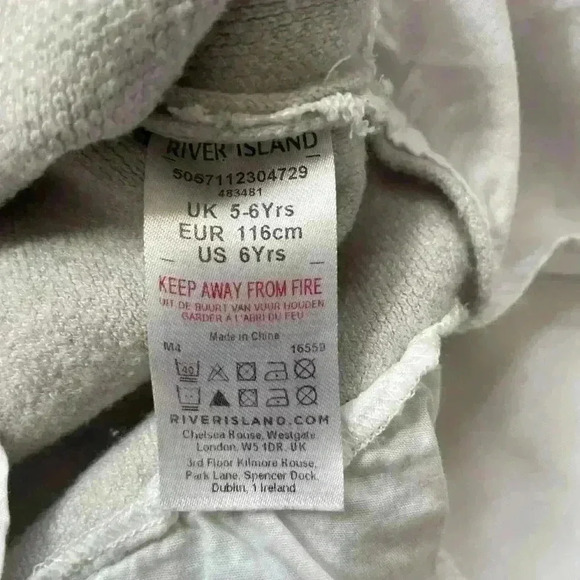 River Island RI Girls Kids Age 5/6 Sweater Gray Amour Couture - Picture 7 of 8